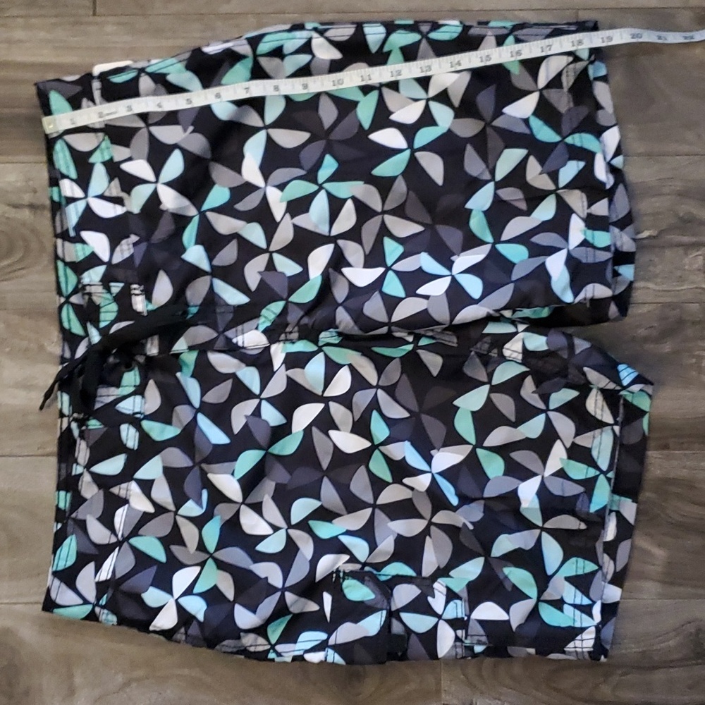 NWOT Sz 12 Kanu Board Shorts